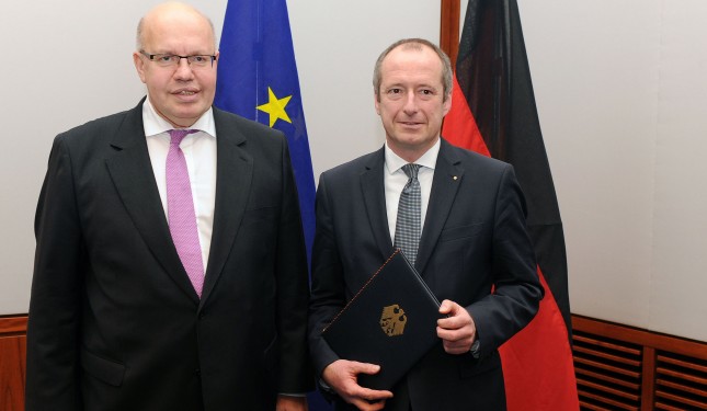 Bundesminister Peter Altmaier MdB mit seinem neuen Staatssekretär Oliver Wittke MdB (Foto: BMWi/Sandra Eriksson)
